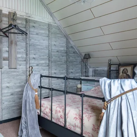 La Belle Etage Fuer Nichtraucher *