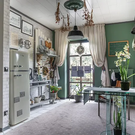 La Belle Etage Fuer Nichtraucher *